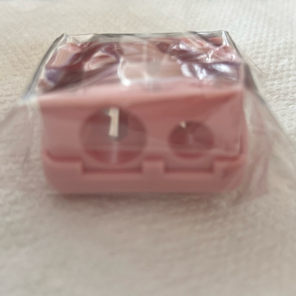 Mally Beauty Dual Size Eye/Lip Liner Pencil Sharpener BRAND NEW/SEALED - Picture 7 of 7